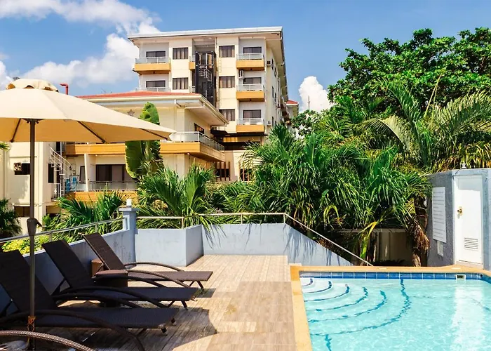 Resort Palmbeach Mactan Cebu Powered By Cocotel Lapu-Lapu City