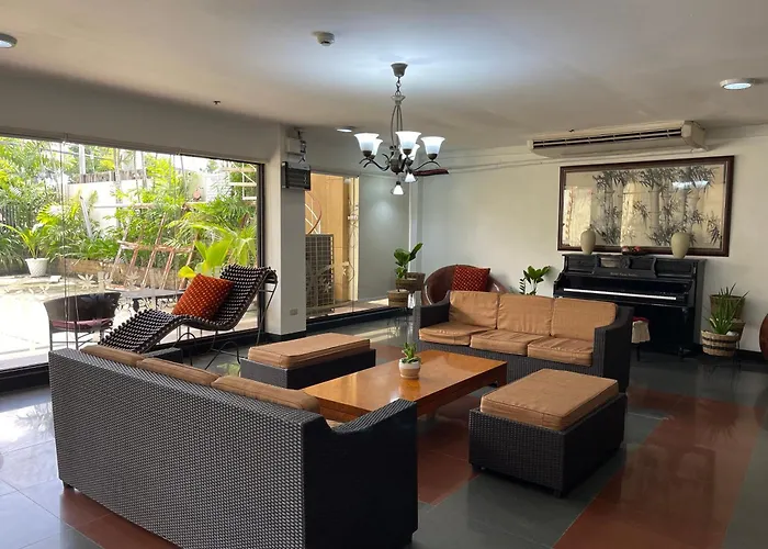 Palmbeach Mactan Cebu Powered By Cocotel Resort 3*