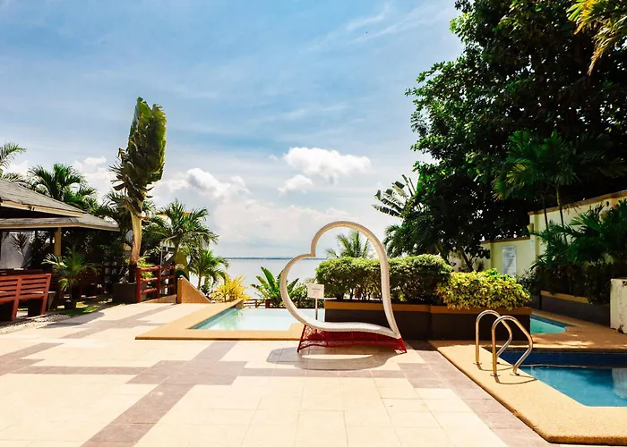 Palmbeach Mactan Cebu Powered By Cocotel 3*