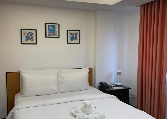 Palmbeach Mactan Cebu Powered By Cocotel Resort