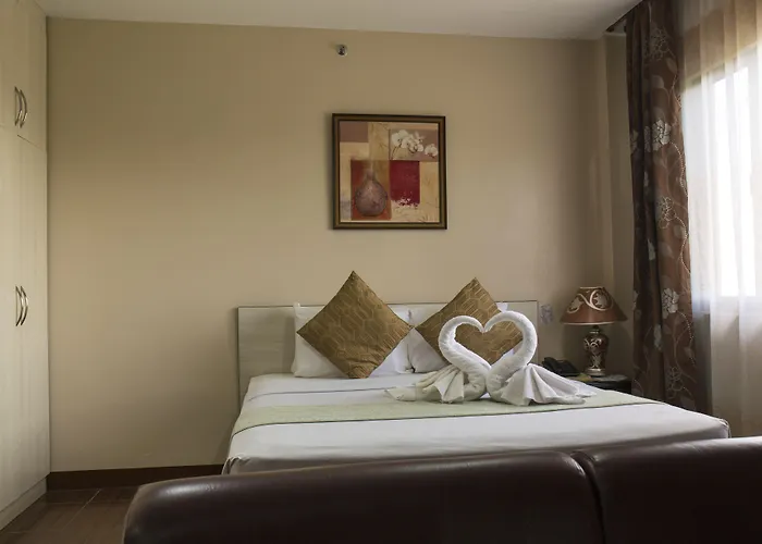 Palmbeach Mactan Cebu Powered By Cocotel Resort