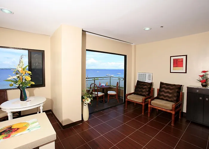 Palmbeach Mactan Cebu Powered By Cocotel Resort