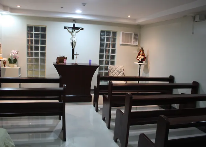 Palmbeach Mactan Cebu Powered By Cocotel Resort