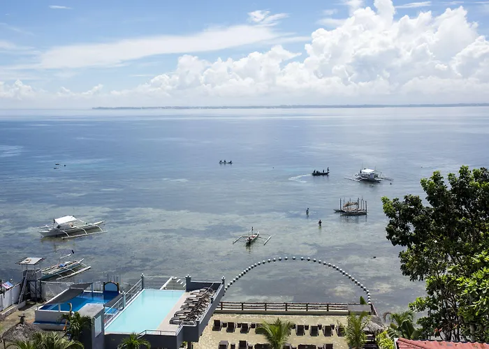 Palmbeach Mactan Cebu Powered By Cocotel 3*