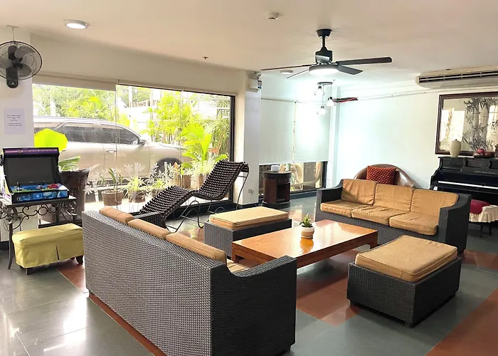 Resort Palmbeach Mactan Cebu Powered By Cocotel Lapu-Lapu City