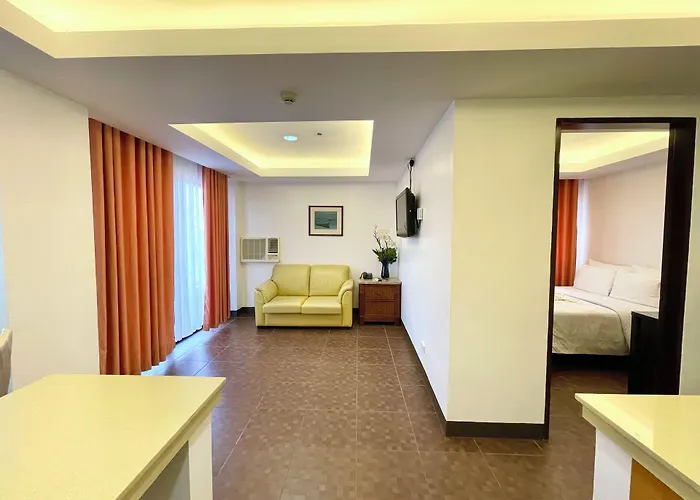 Palmbeach Mactan Cebu Powered By Cocotel Resort 3*